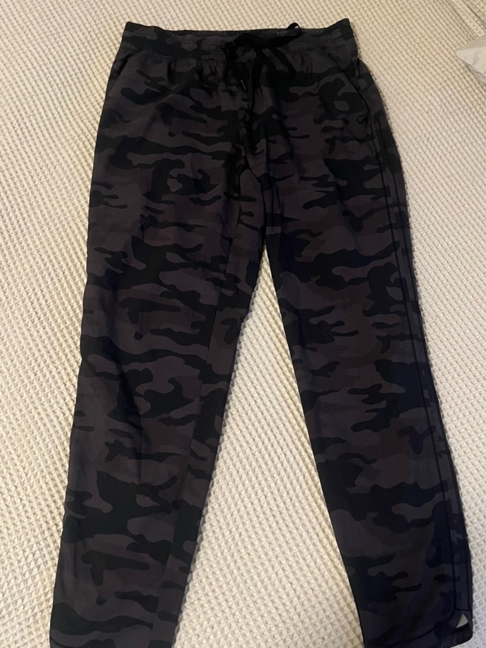 GAP gapfit Black Camo Drawstring Joggers Womens size small with pockets - Picture 6 of 6